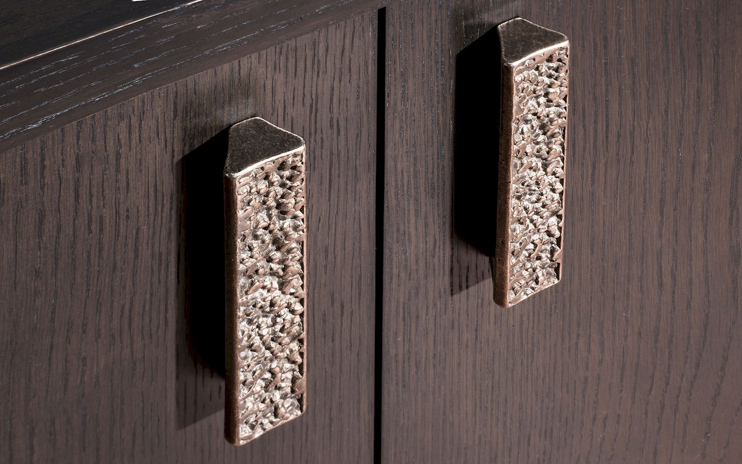 bronze rust lustre cabinet pull 