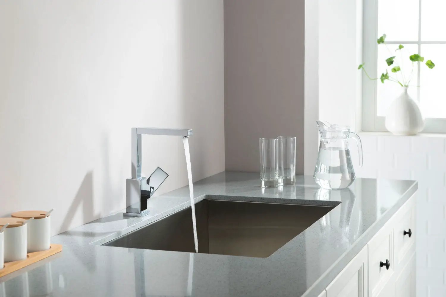 chrome bathroom faucet