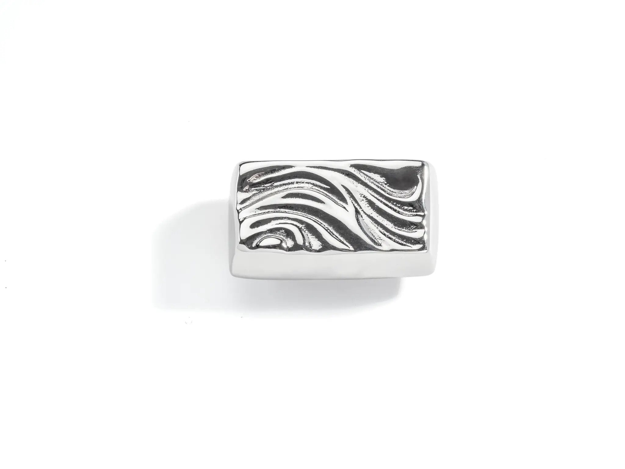 Lisa Jarvis Wave Knob by Lisa Jarvis