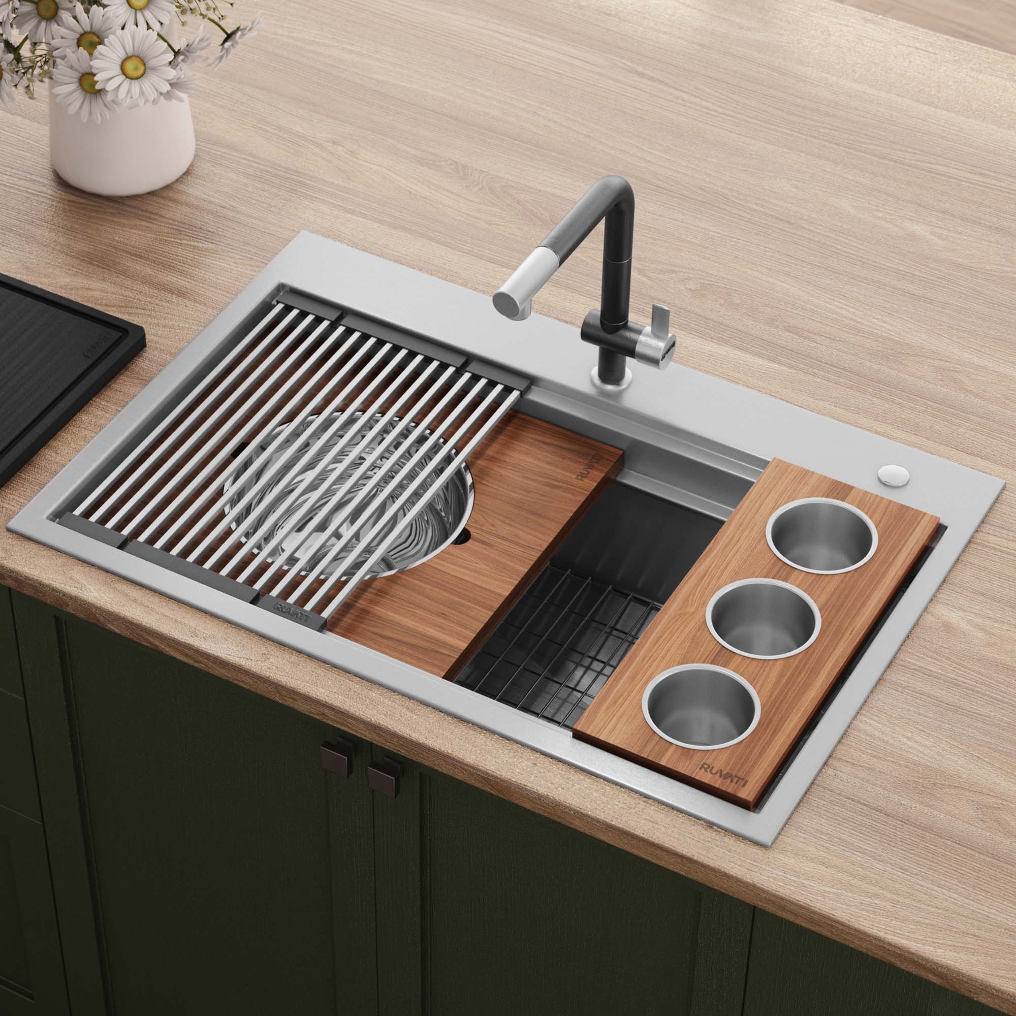 stainless steel kitchen sink