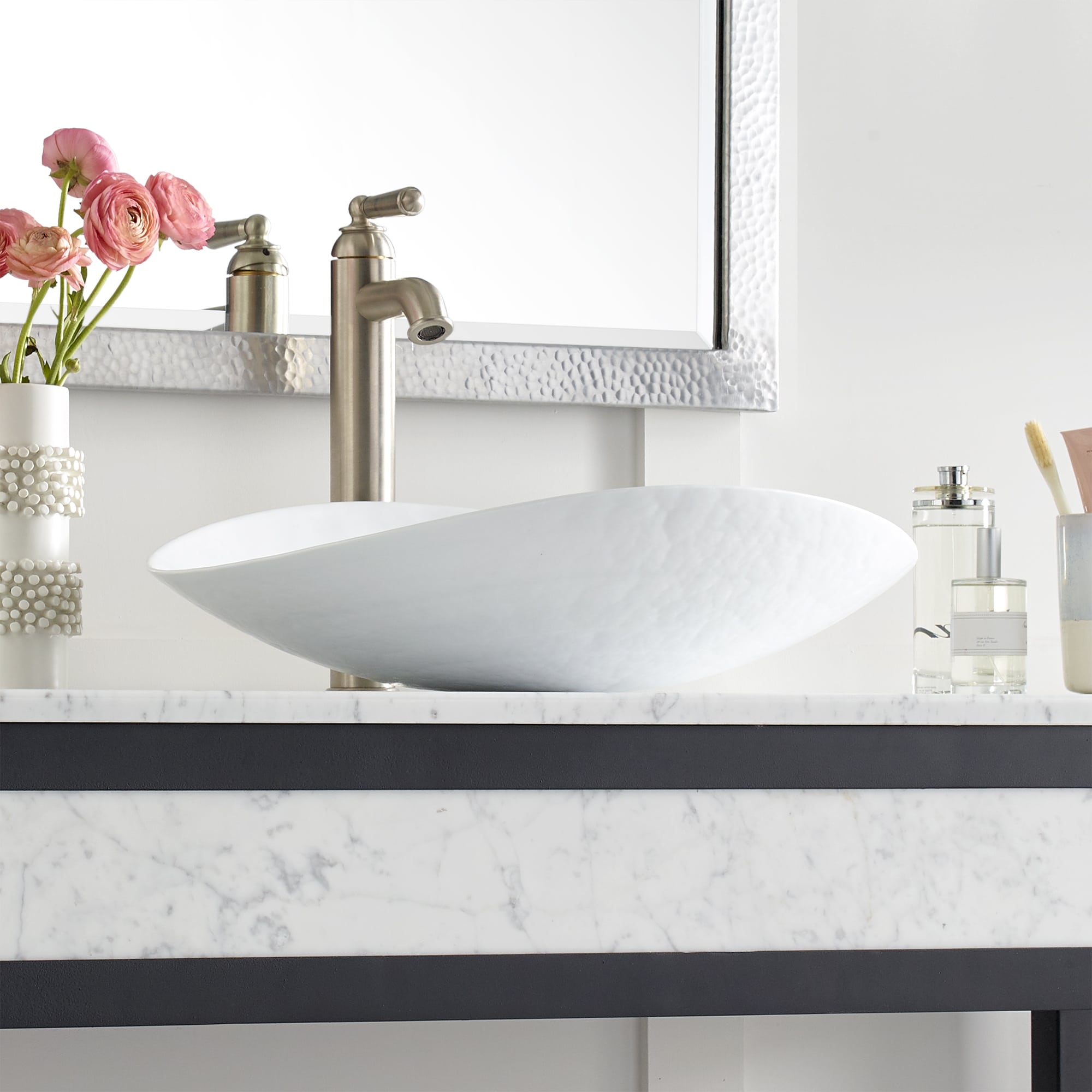bianco bathroom sink