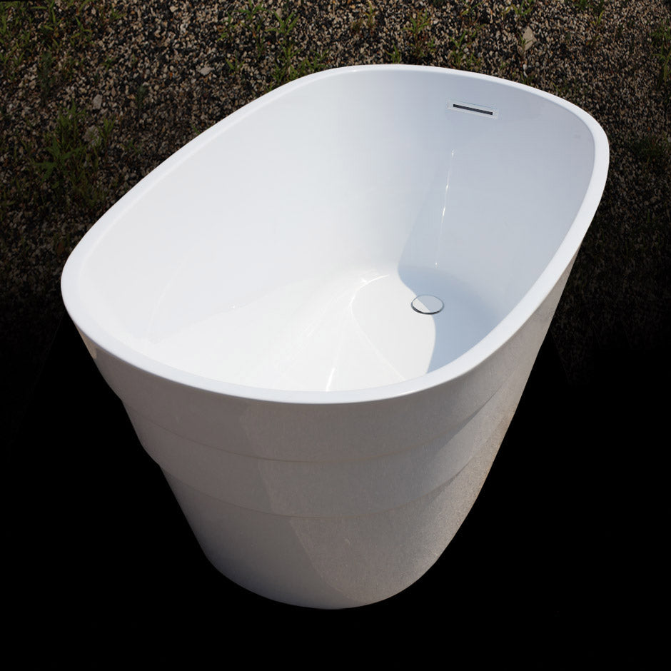 white tub