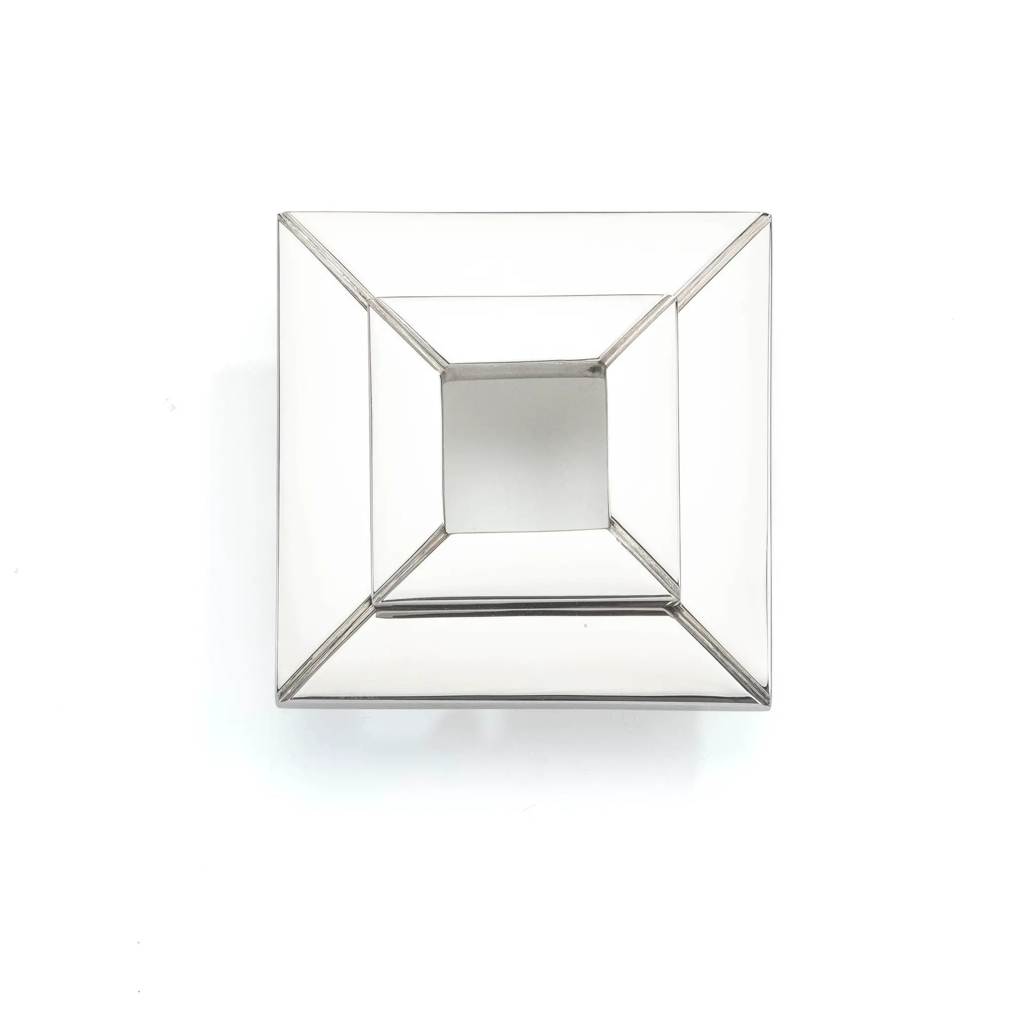 Lisa Jarvis Stacked Obi Pull by Lisa Jarvis