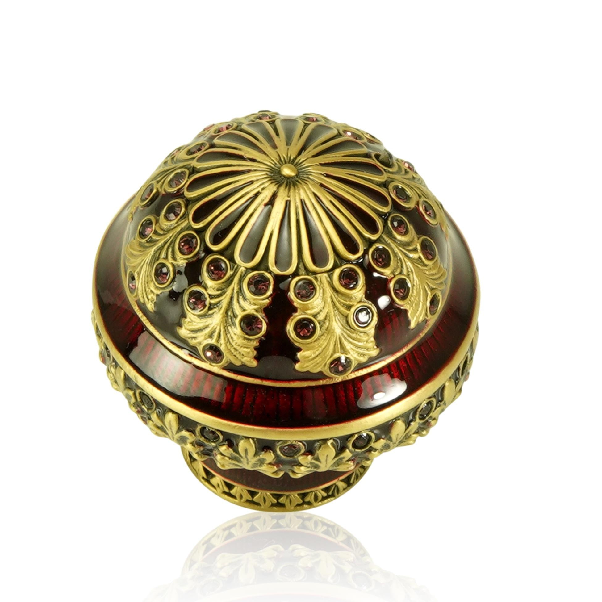 museum gold knob