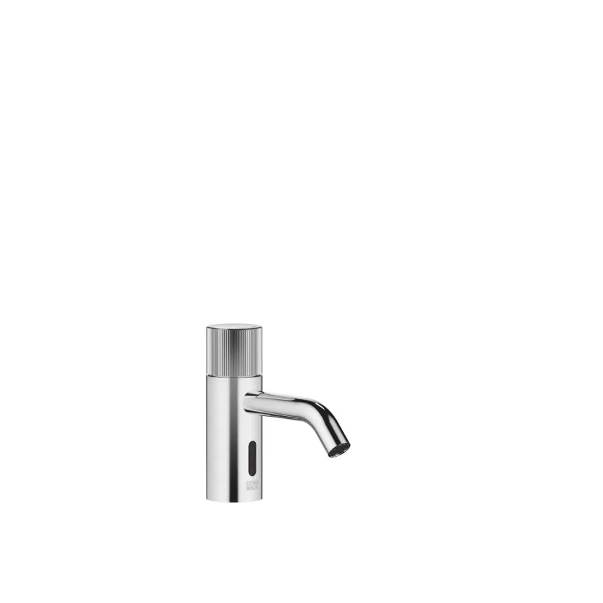 chrome touchfree faucet