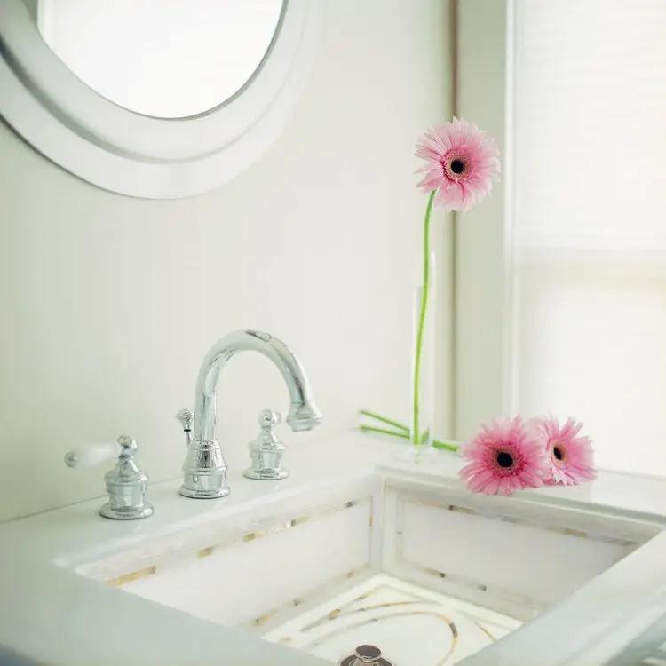 white marble sink