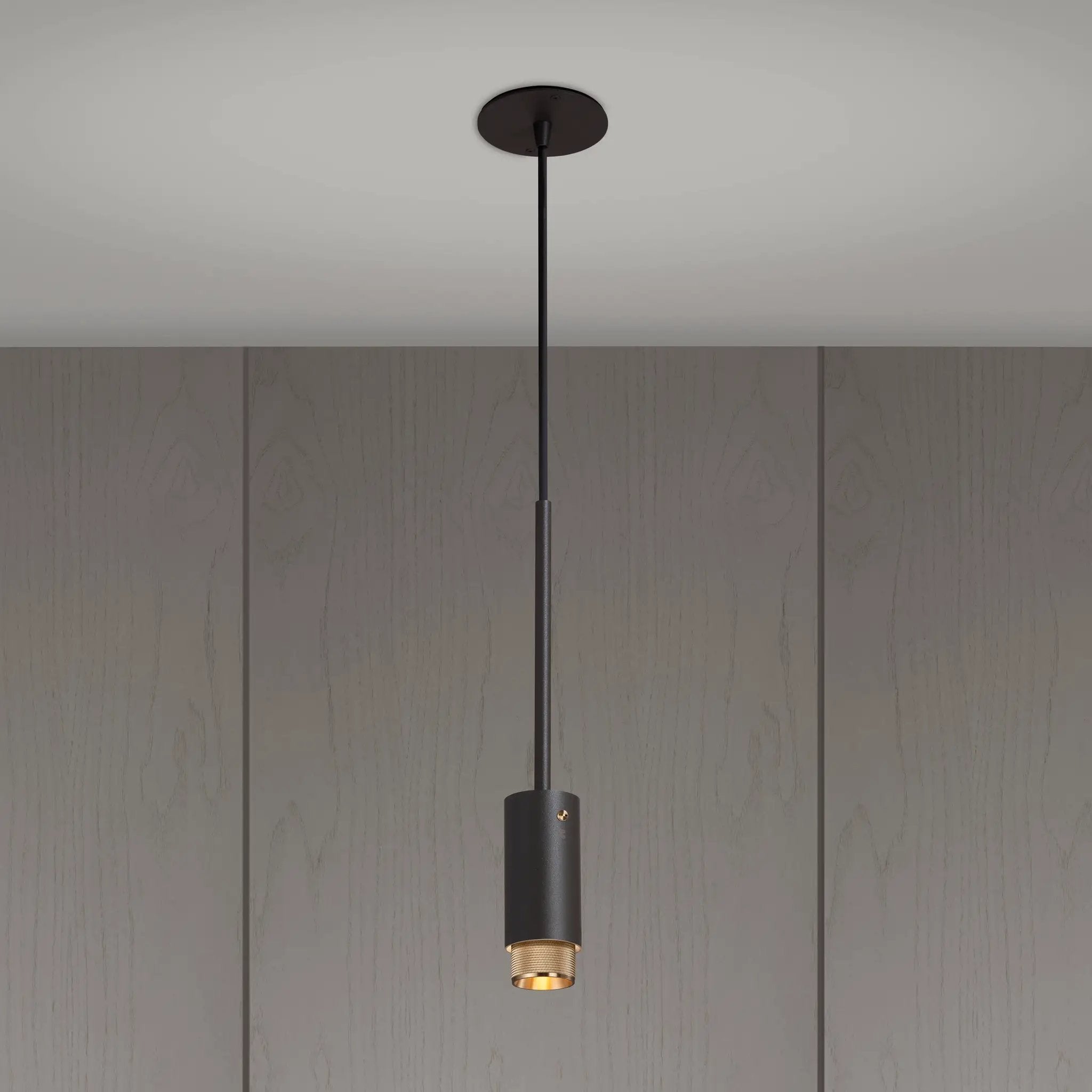 Graphite/Brass Cross Light