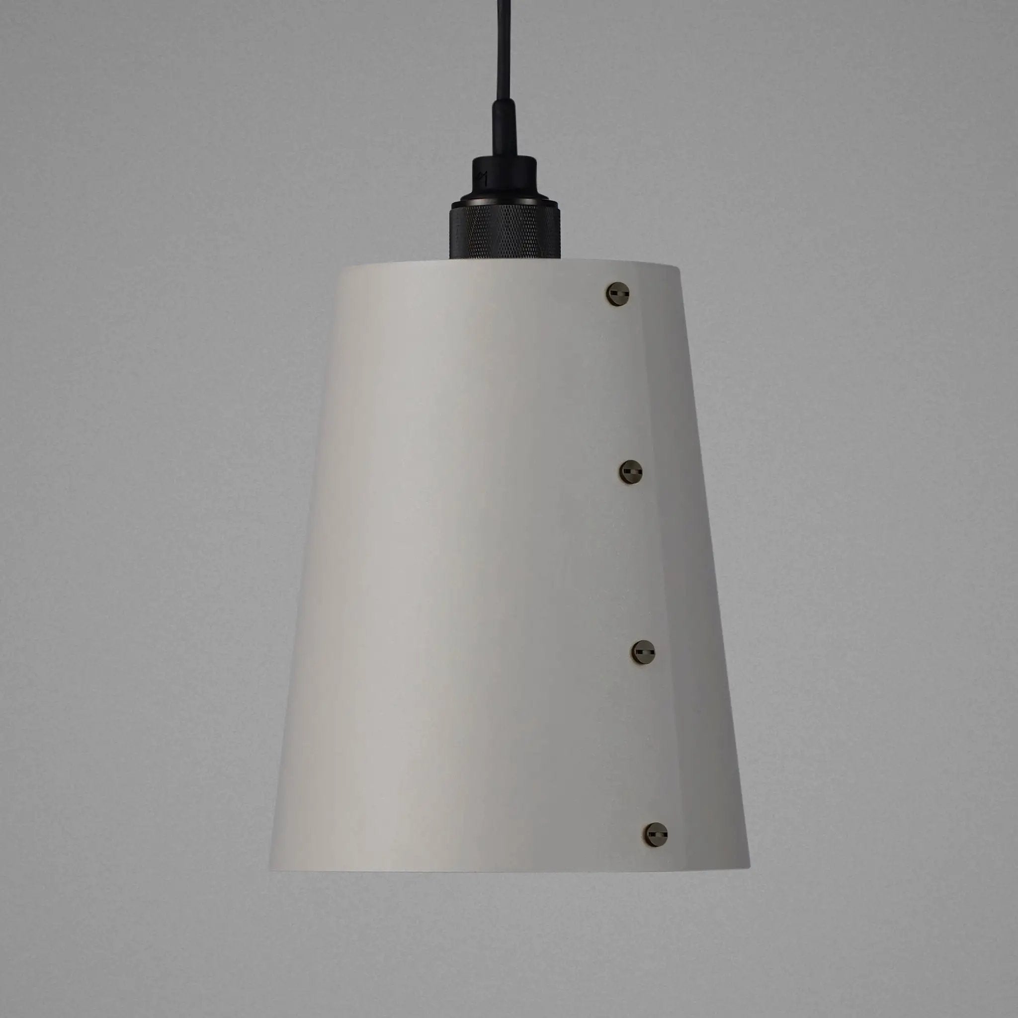Graphite/Brass Hooked 1.0