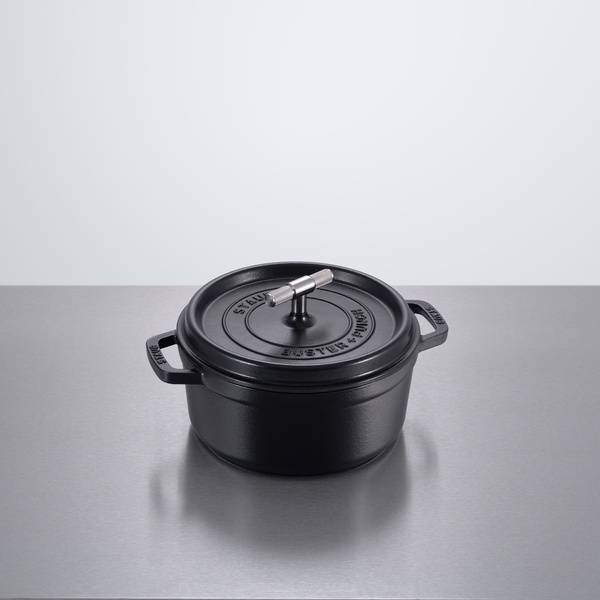 black/steel cocotte