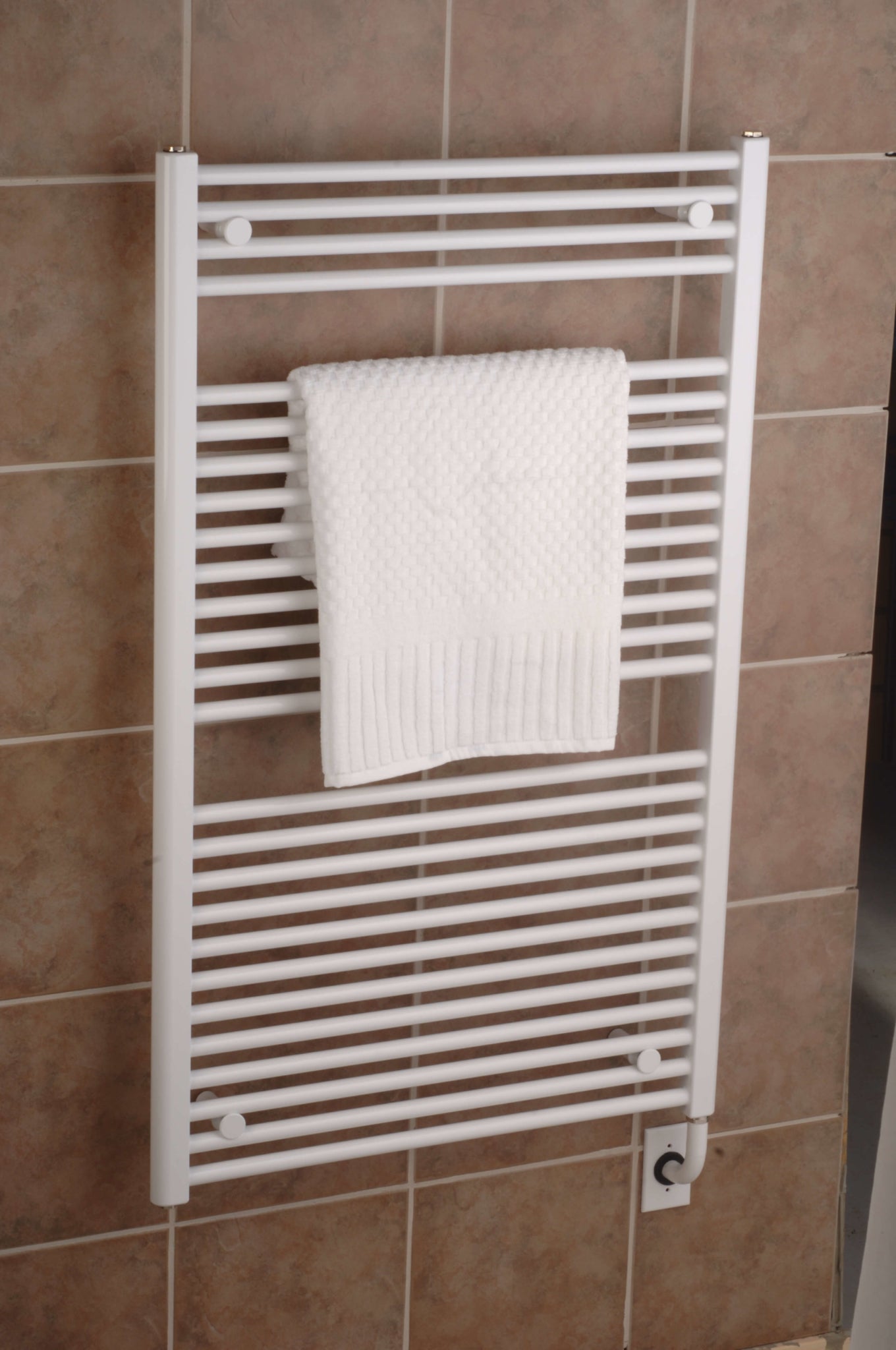 gloss white towel warmer